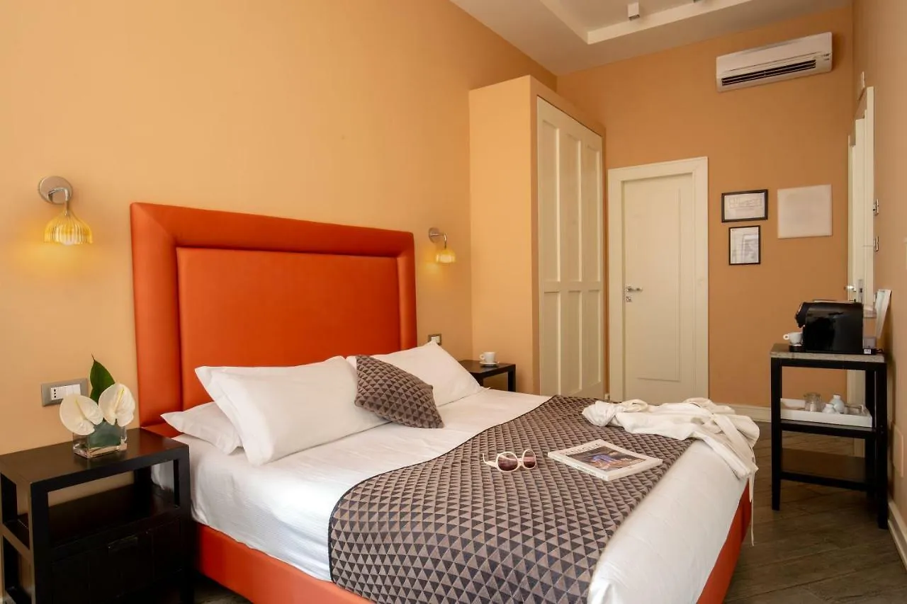 *** Konukevi My Trevi Charming & Luxury Rooms Roma İtalya